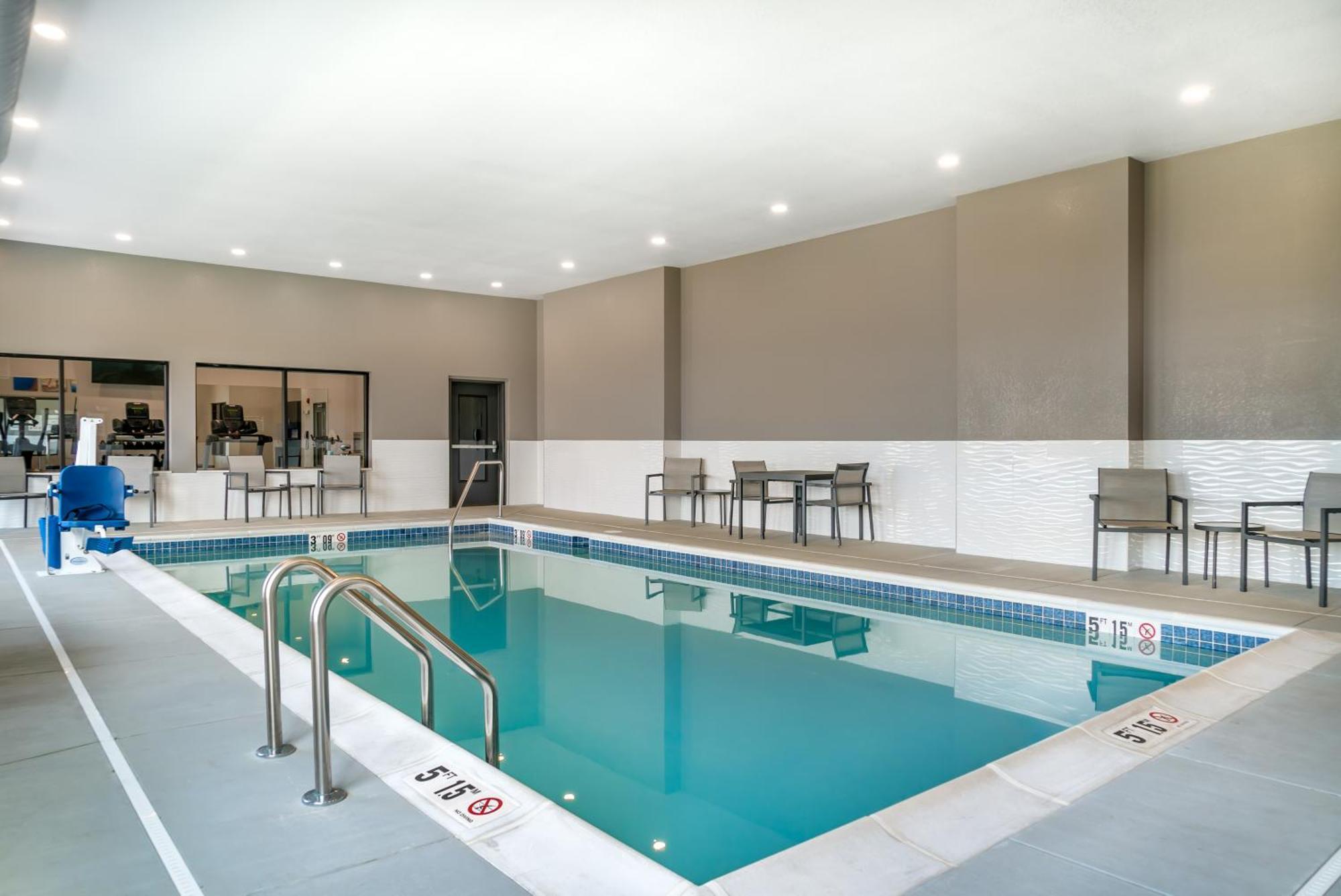 Comfort Inn & Suites Adrian Dış mekan fotoğraf